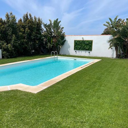 La Palapa: Seaside Getaway with Private Pools Villa Chiclana de la Frontera Exterior photo